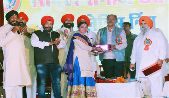 सनातन धर्म की रक्षा के लिए सिक्खों ने दी प्राणों की आहुति: बृजमोहन