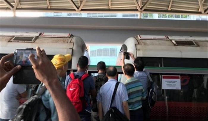 सिंगापुर में जू कून स्टेशन पर ट्रेन दुर्घटना में 25 यात्री घायल