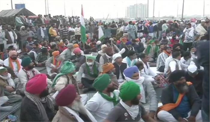 सिंघु बॉर्डर पर धरने में आए किसान ने जहर खाकर की आत्महत्या