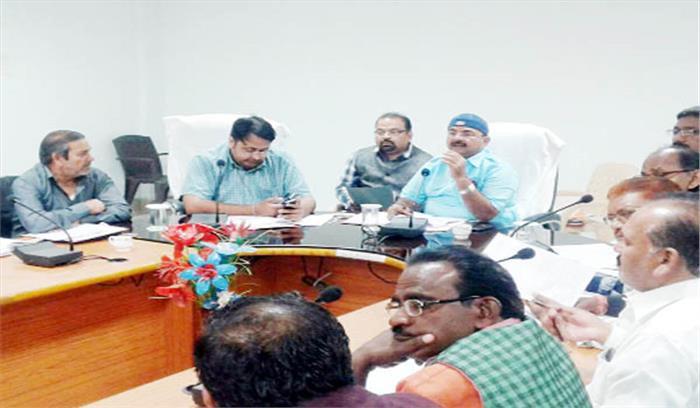 सार्वजनिक स्थलों पर थूकने या लघुशंका करने पर अब जुर्माना