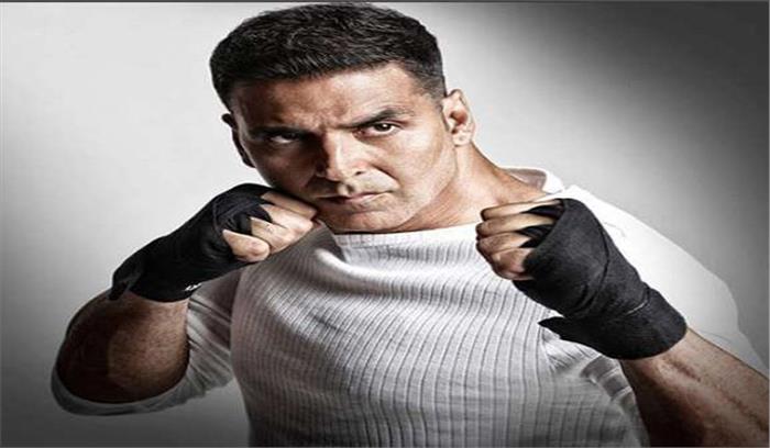 अक्षय कुमार की अनोखी अंदाज में मुक्केबाजी