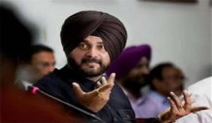 सोशल मीडिया पर सिद्धू को याद दिलाया जा रहा है राजनीति छोड़ने का वादा