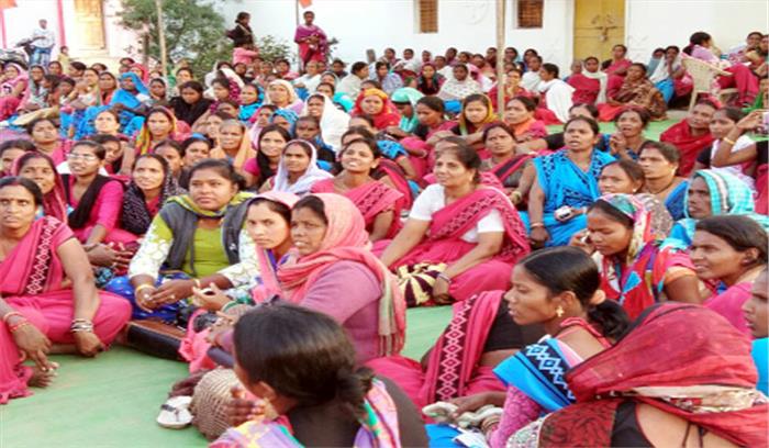 आंगनबाड़ी कार्यकर्ताओं को न्यूनतम मजदूरी भी नहीं