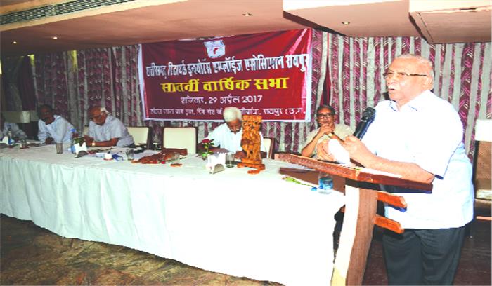 सामाजिक बुराईयों और सरकार की नीतियों के खिलाफ आवाज उठानी चाहिए : सक्सेना