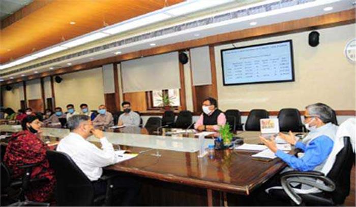 समाज के सभी वर्गो के कल्याण के लिए हो रहे है काम : तिवारी समाज के सभी वर्गो के कल्याण के लिए हो रहे है काम : तिवारी