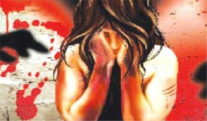 युवती को बंधक बनाकर सामूहिक दुष्कर्म, आरोपी फरार