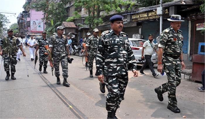 सैनिक स्नो गॉगल्स, जूतों, जरूरी भोजन से वंचित सैनिक स्नो गॉगल्स, जूतों, जरूरी भोजन से वंचित