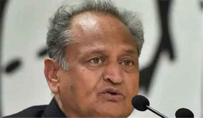 सैनिकों के शौर्य पर मोदी राजनीति कर रहे हैं : गहलोत