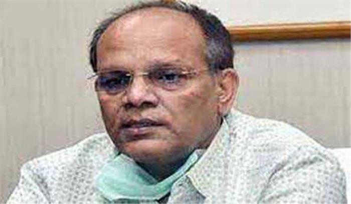 सोमेश कुमार ने शमशाबाद में किया टीकाकरण अभियान का निरीक्षण