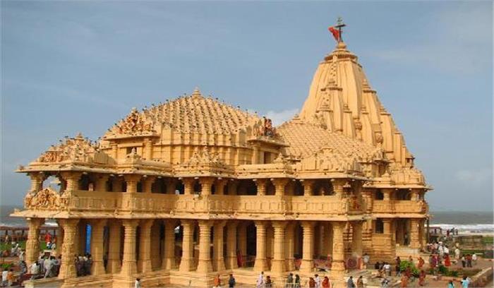 महाशिवरात्रि पर खोला गया सोमनाथ मंदिर, उमडे़ शिवभक्त