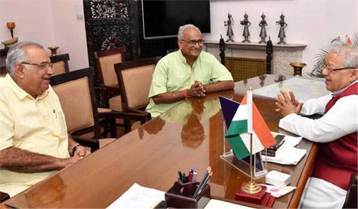 सोनाराम एवं प्रभा ठाकुर ने की मिश्र से मुलाकात