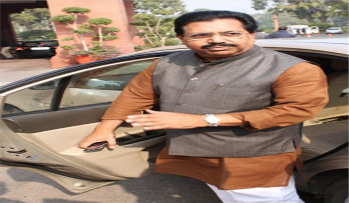 सोनिया को पत्र लिखने वाले राहुल गांधी के खिलाफ : पीसी चाको सोनिया को पत्र लिखने वाले राहुल गांधी के खिलाफ : पीसी चाको