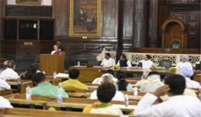 सोनिया ने राहुल के साहसपूर्ण और अथक चुनाव प्रचार अभियान की प्रशंसा की सोनिया ने राहुल के साहसपूर्ण और अथक चुनाव प्रचार अभियान की प्रशंसा की