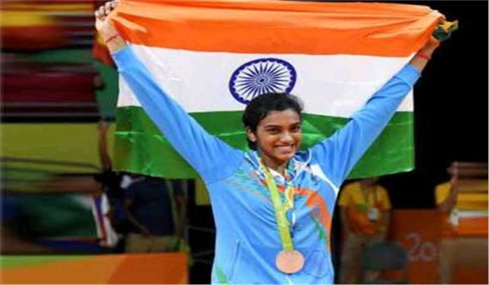 पी.वी. सिंधु के जीवन पर फिल्म बनाएंगे सोनू सूद