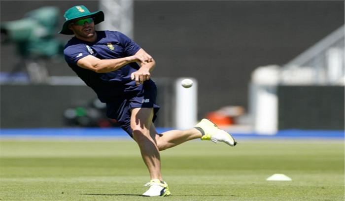 चोट के कारण शुरुआती तीन वनडे मैचों से बाहर हुए डिविलियर्स