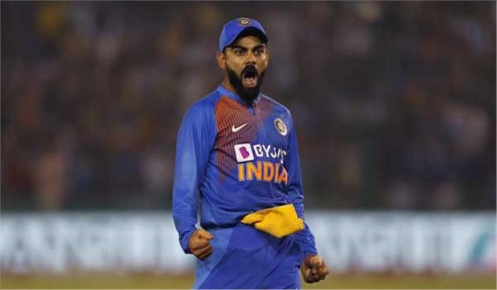 गेंदबाजों के प्रदर्शन ने मैच में वापसी करायी : विराट कोहली​​​​​​​