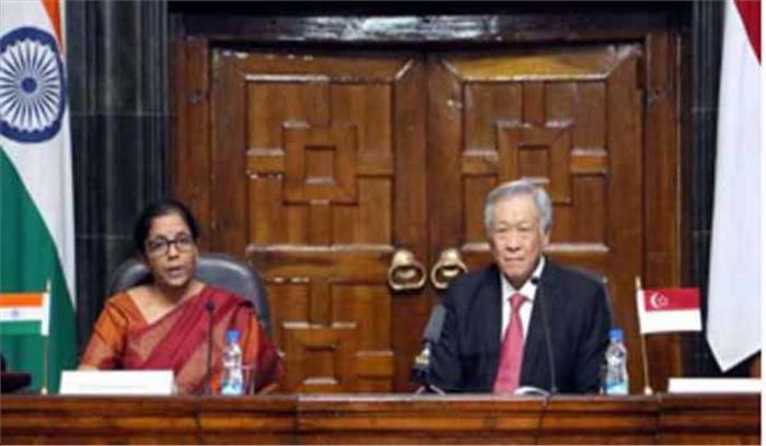 सिंगापुर: भारतीय युद्ध पोत सैन्य साजो-सामान से लैस हाेंगे सिंगापुर: भारतीय युद्ध पोत सैन्य साजो-सामान से लैस हाेंगे