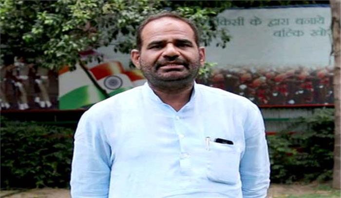 दक्षिणी दिल्ली के सांसद ने विकास कार्यों का लिया जायजा, उत्तर पूर्वी दिल्ली के स्कूलों में लगे सीसीटीवी कैमरे