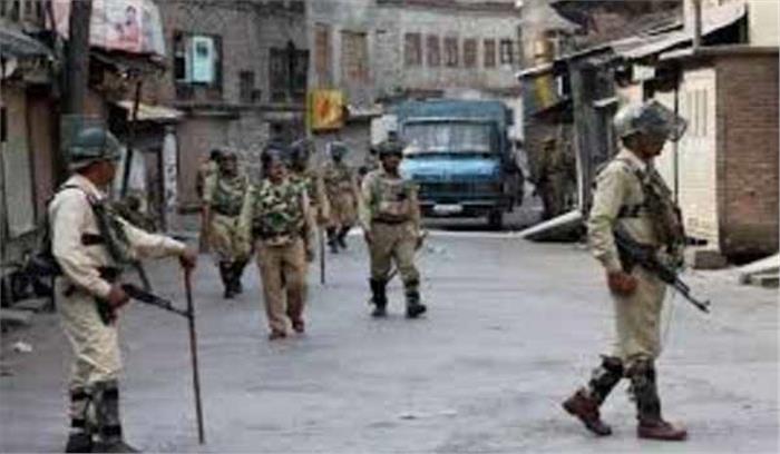 पुलवामा में आज दूसरे दिन भी जनजीवन प्रभावित