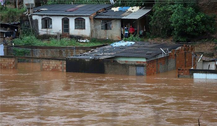 ब्राजील में बाढ़ से 52 लोगों की मौत ब्राजील में बाढ़ से 52 लोगों की मौत