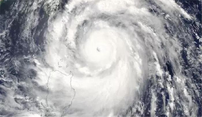 चीन : फुजियान प्रांत में  तूफान नेसात ने दी दस्तक 