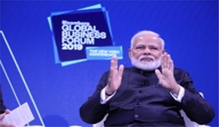 अंतरिक्ष में पहला मानव भेजने पर मोदी की यूएई को दी बधाई अंतरिक्ष में पहला मानव भेजने पर मोदी की यूएई को दी बधाई