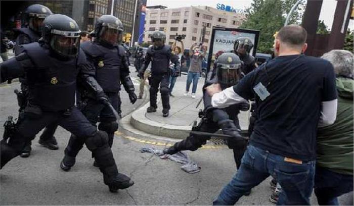 ​​​​​​​कैटालोनिया के लोग स्पेन से अलग हाेने के लिए करेंगे जनमत संग्रह