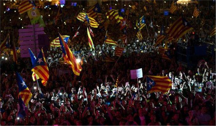 कैटालोनिया की आजादी के पक्ष में 90 प्रतिशत लोग