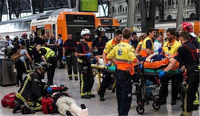 बार्सिलोना : रेल दुर्घटना में 50 से ज्यादा घायल