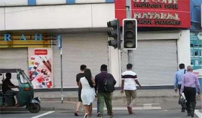 श्रीलंका में फंसे भारतीय स्वदेश लौटे