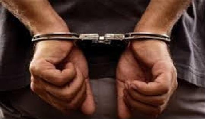 श्रीलंका नौसेना ने सोने की तस्करी के आरोप में 3 गिरफ्तार​​​​​​​