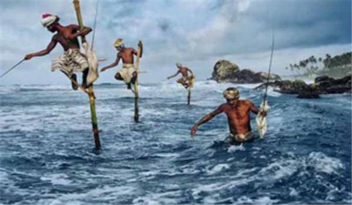  श्रीलंकाई नौसेना ने 20 भारतीय मछुआरों को गिरफ्तार किया