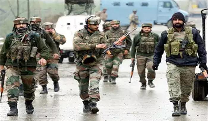 सीआरपीएफ की 100 कंपनियां तैनात करने के बाद कश्मीर घाटी में दहशत