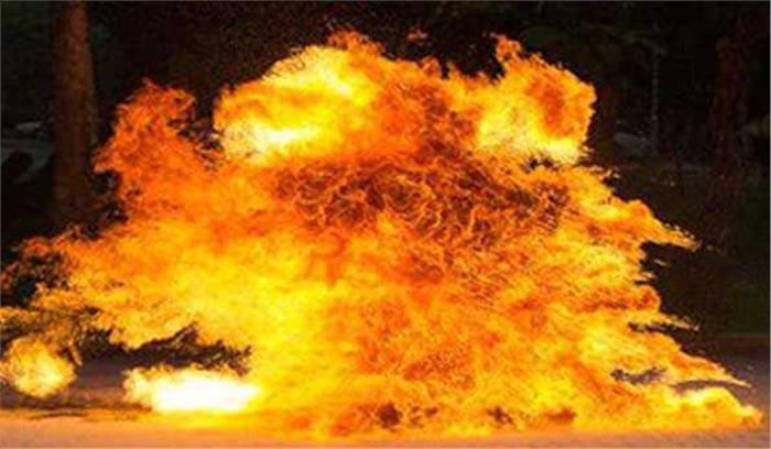 श्रीनगर में धमाके से 3 नागरिक घायल