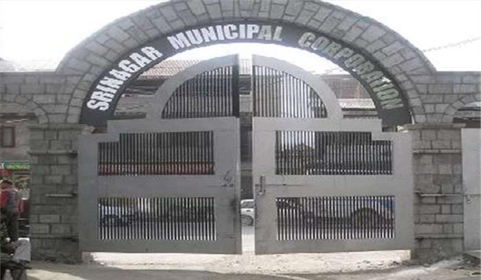 श्रीनगर नगर निगम में अधिकारी ही अधिकारी के खिलाफ आमने-सामने