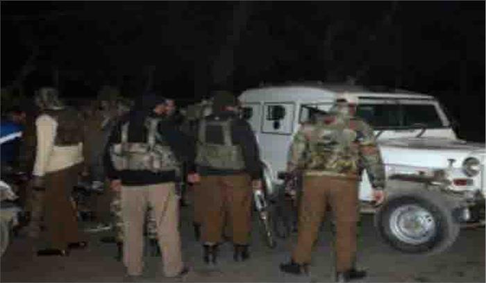 श्रीनगर में आतंकियों ने थाने पर ग्रेनेड फेंका