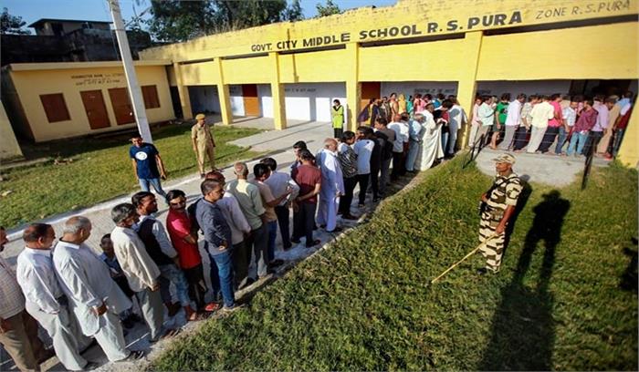 निकाय चुनाव: जम्मू एवं कश्मीर में शांतिपूर्ण ढंग से हुए मतदान