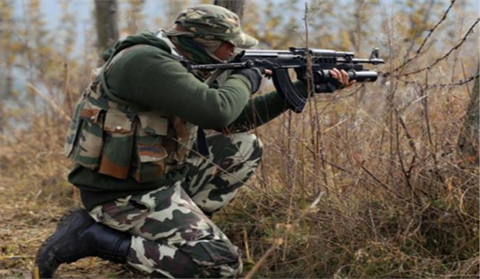 कश्मीर: कुलगाम मुठभेड़ में पांच आतंकवादी ढेर