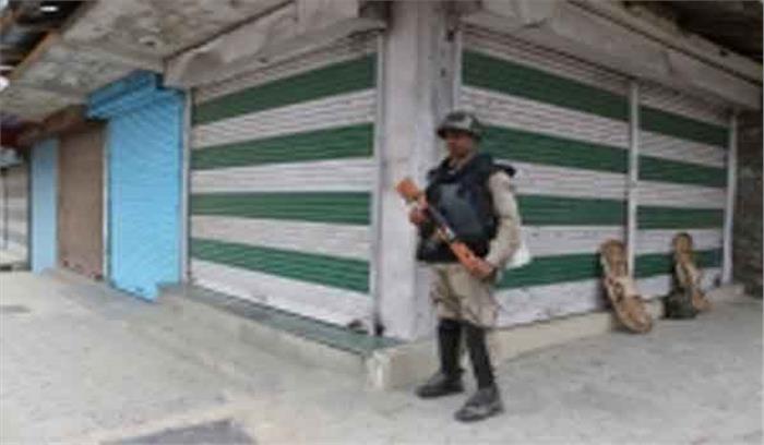 कश्मीर में बुलेट प्रूफ उपकरणों के उपयोग की चल रही समीक्षा