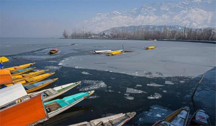 श्रीनगर में 42 दिनों के बाद अधिकतम तापमान हुआ 11.3 डिग्री सेल्सियस