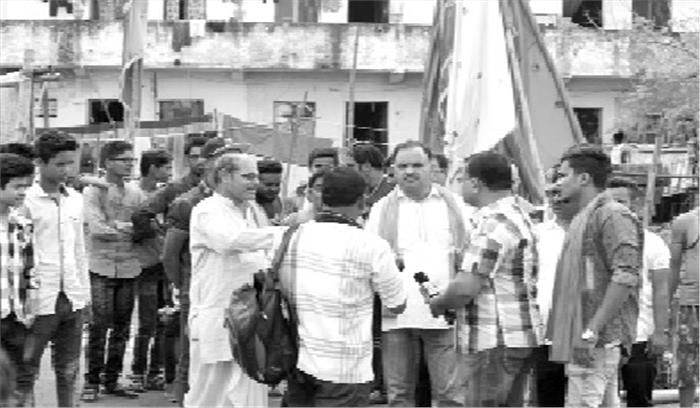 प्रदेशध्यक्ष ने किया बाम्बे आवास सहित जवाहर नगर का दौरा