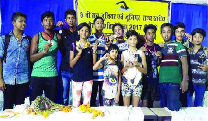 राज्य स्तरीय तैराकी में सरगुजा को 5 स्वर्ण