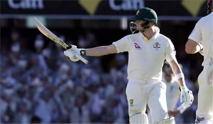 एशेज सीरीज: खराब शुरुआत के बाद इंग्लैंड के खिलाफ संभाला आस्ट्रेलिया