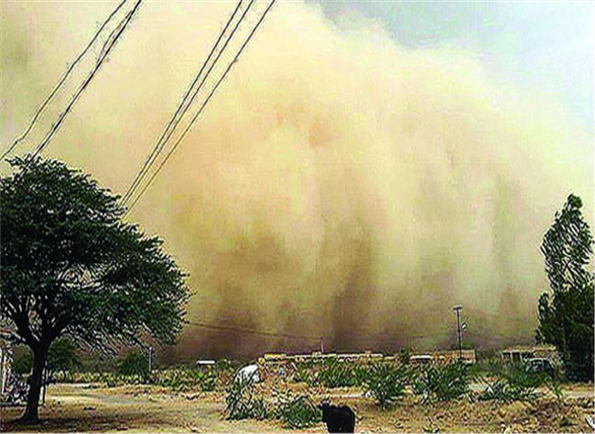 धूल भरी आंधी से दिल्ली, एनसीआर में हवाई यातायात, मेट्रो सेवा प्रभावित धूल भरी आंधी से दिल्ली, एनसीआर में हवाई यातायात, मेट्रो सेवा प्रभावित