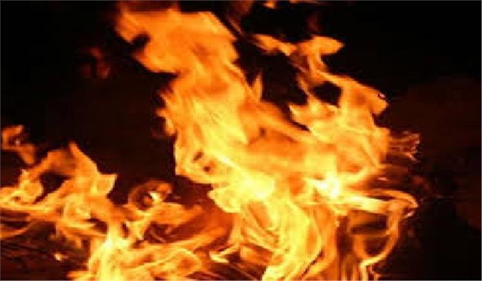पुआल के ढेर में आग लगने से दो बच्चों की झुलसकर मौत