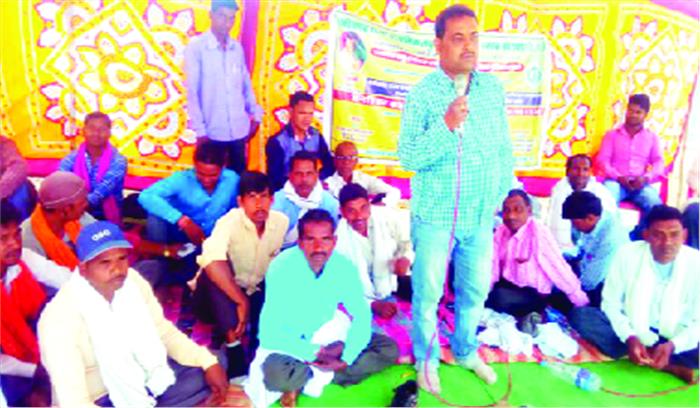 विभिन्न मुद्दों को लेकर समिति प्रबंधकों की अनिश्चितकालीन हड़ताल शुरु