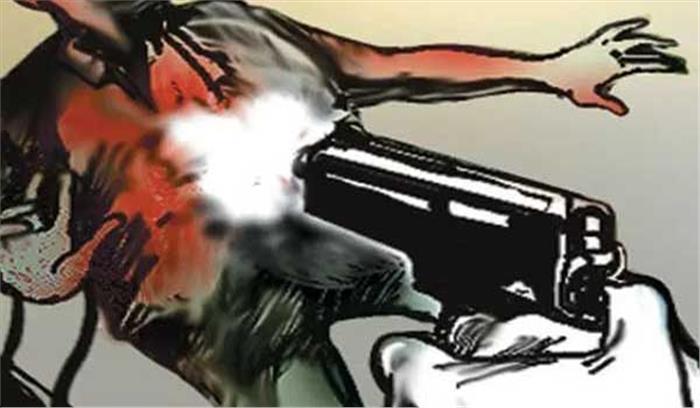 छात्र को मारी गोली, हालत गंभीर