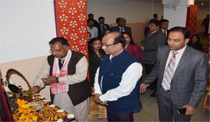 छात्रों को राष्ट्र निर्माण के लिए करें तैयार : शुक्ला