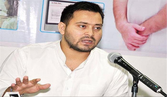 तेजस्वी को मलाल, मीडिया तरजीह नहीं देता