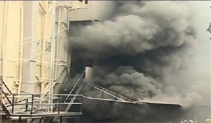 मुंबई : गोरेगांव में कपड़ा मिल में लगी भीषण आग